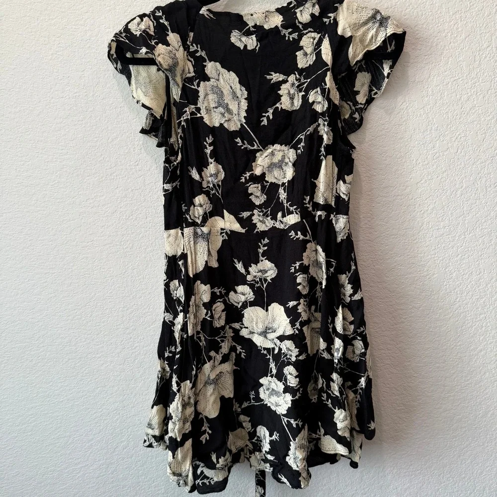 Free People Black Cream Floral Ruffle Wrap Mini Dress Womens XS Short Sleeve
